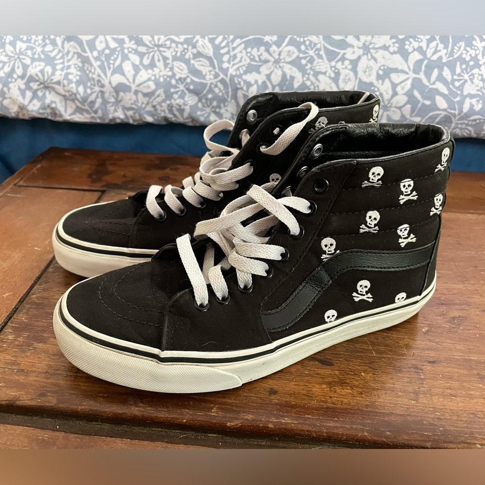 Vans Old Skool SK8 Off-the-wall Canvas High Top Skull Men’s 7/Women’s 8.5